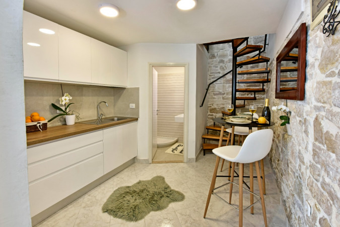 Studio apartment Ginger, Apartments Aria and Ginger in the center of Poreč and near the sea, Istria - Croatia Poreč